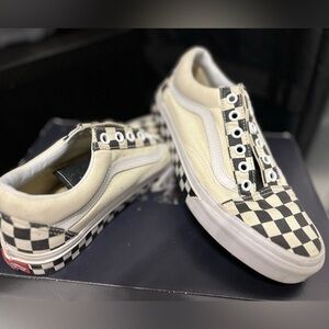 Beand new vans guys or girls